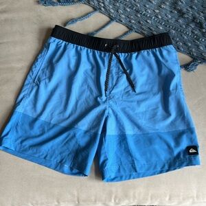 NWOT QuikSliver Men's Two-Tone‎ Blue Swim Board Shorts with liner Size L